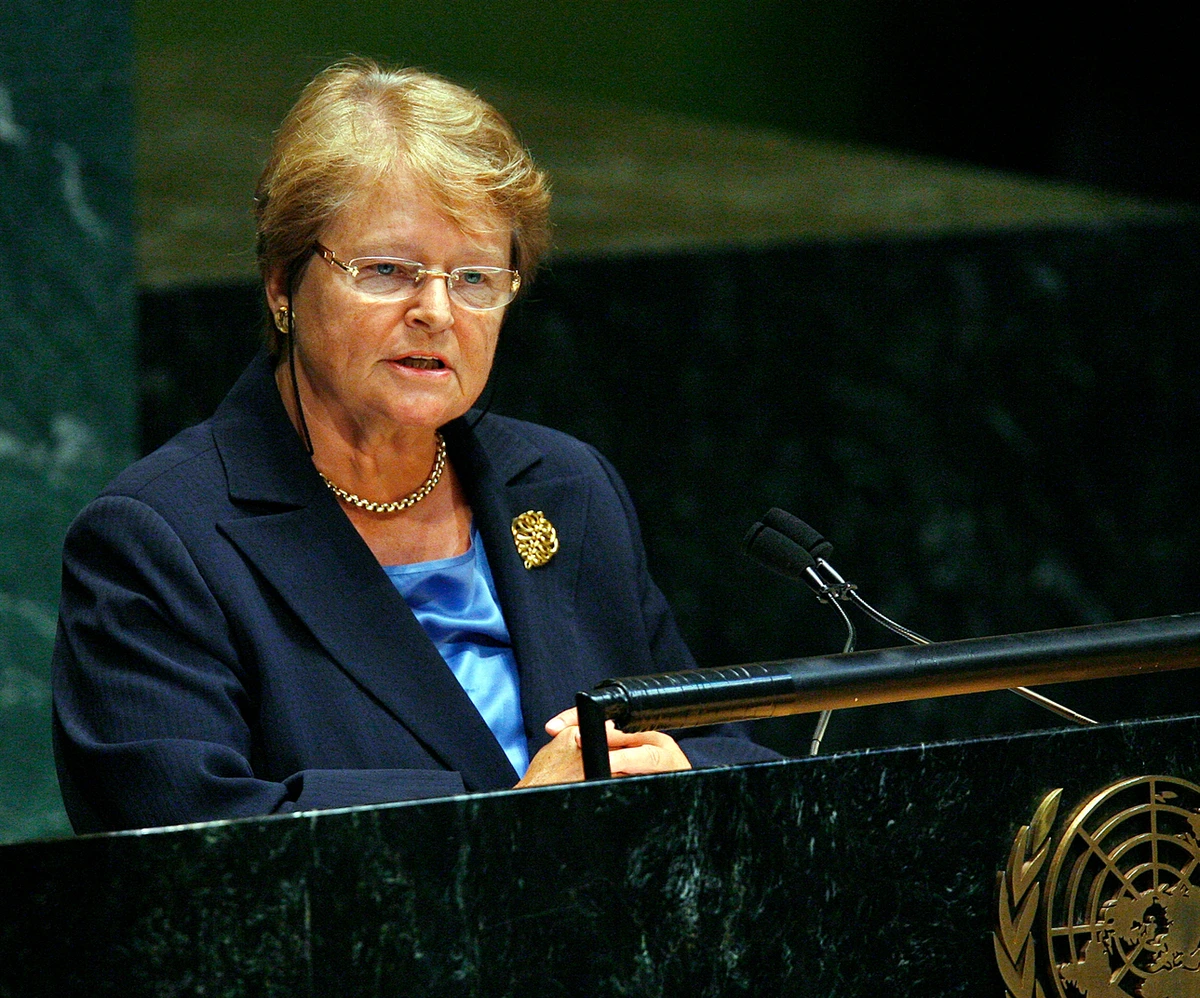 BRUNDTLAND, Gro