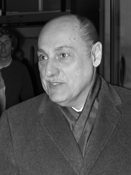CANDAU, Marcolino Gomes
